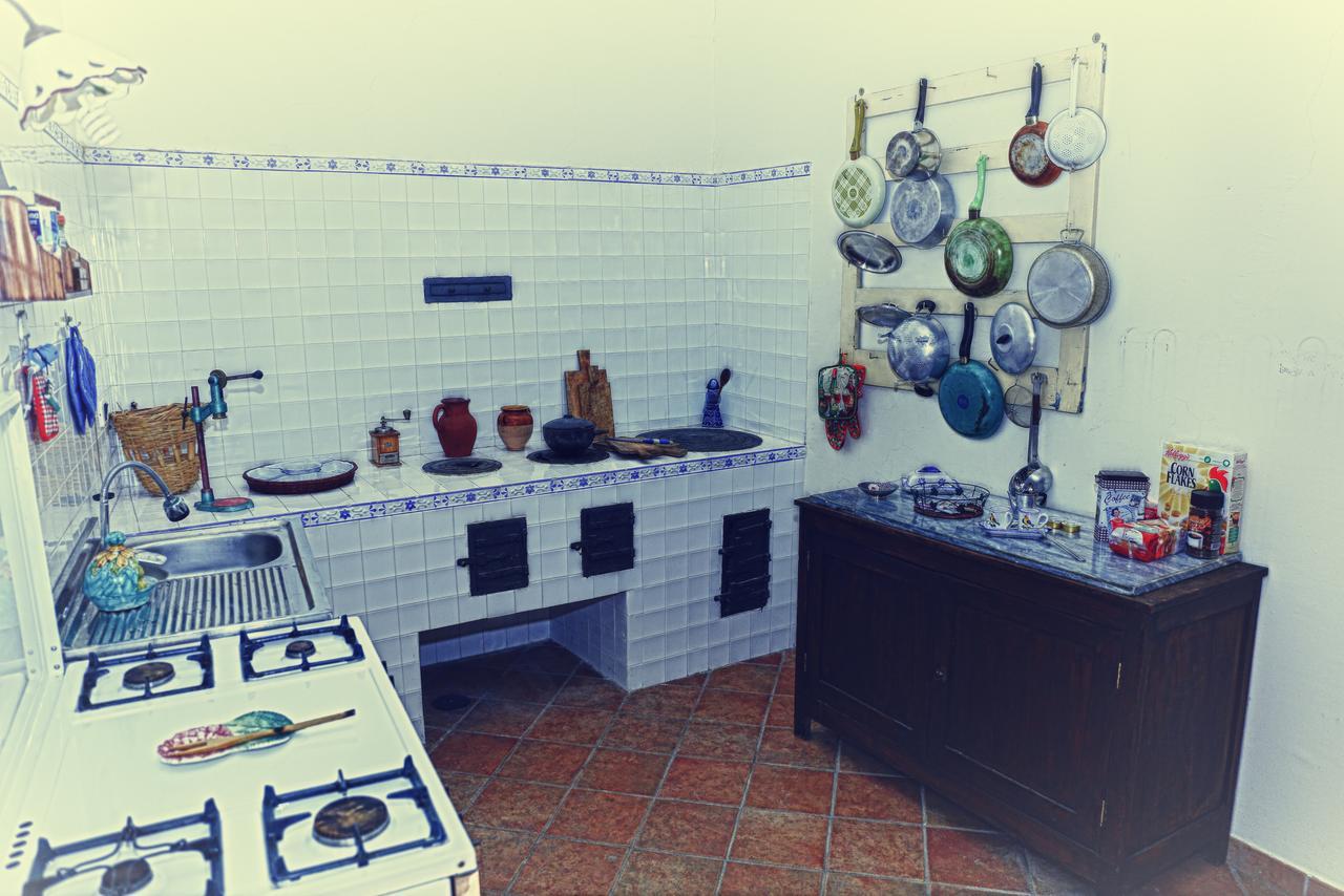 La Pietra D'Argento Bed & Breakfast Caserta Vecchia Bagian luar foto